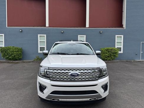 Used 2018 Ford Expedition Platinum AWD/4WD image 17