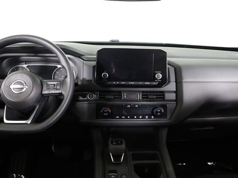 Used 2024 Nissan Pathfinder S image 34