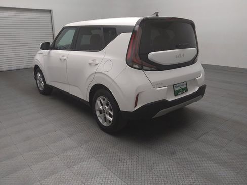 Used 2025 Kia Soul LX w/ LX Technology Package image 5