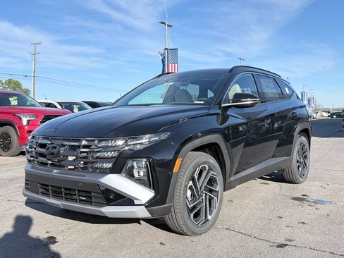 New 2026 Hyundai Tucson Limited AWD/4WD image 3