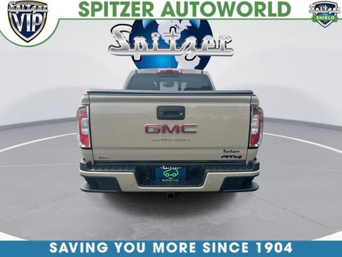 Certified 2022 GMC Canyon AT4 AWD/4WD image 9