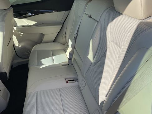 Used 2022 Buick Envision Preferred image 26