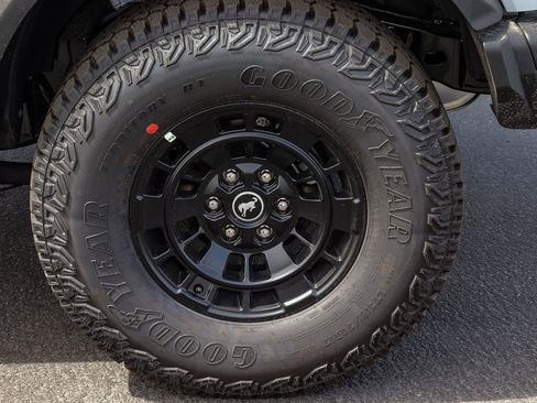 New 2026 Ford Bronco Badlands AWD/4WD image 8