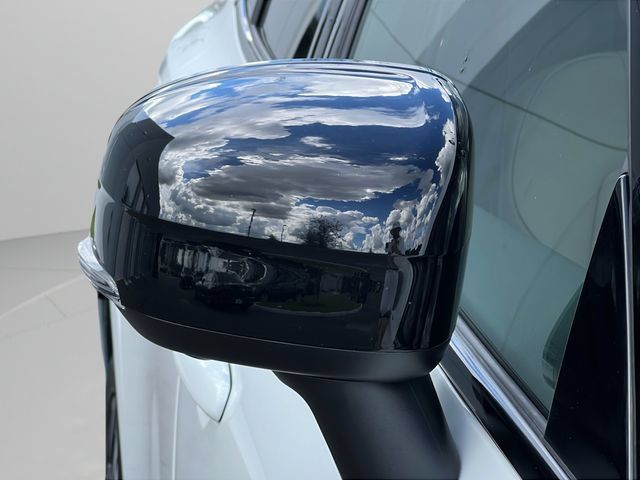 New 2026 Volvo XC60 T8 Plus w/ Protection Package Premier AWD/4WD image 26