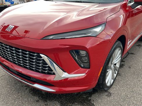 New 2026 Buick Envision Avenir image 9