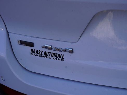 Used 2023 Jeep Grand Cherokee L Laredo image 7