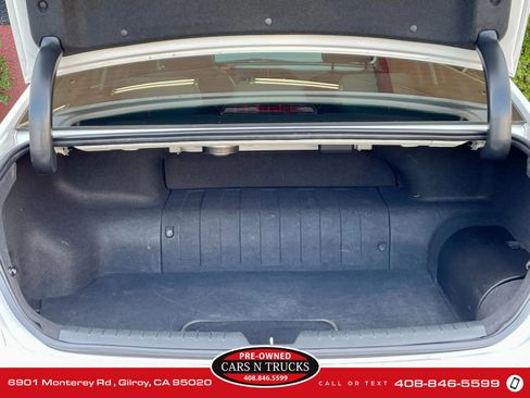 Used 2017 Hyundai Sonata Limited image 11