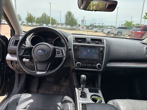 Used 2019 Subaru Outback 2.5i Limited AWD/4WD image 22