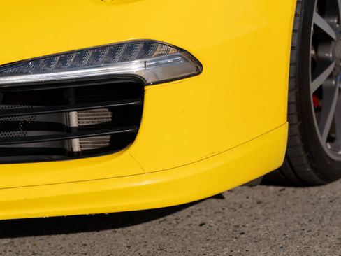 Used 2014 Porsche 911 Carrera 4S image 34