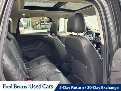 Used 2017 Ford Escape Titanium AWD/4WD image 17