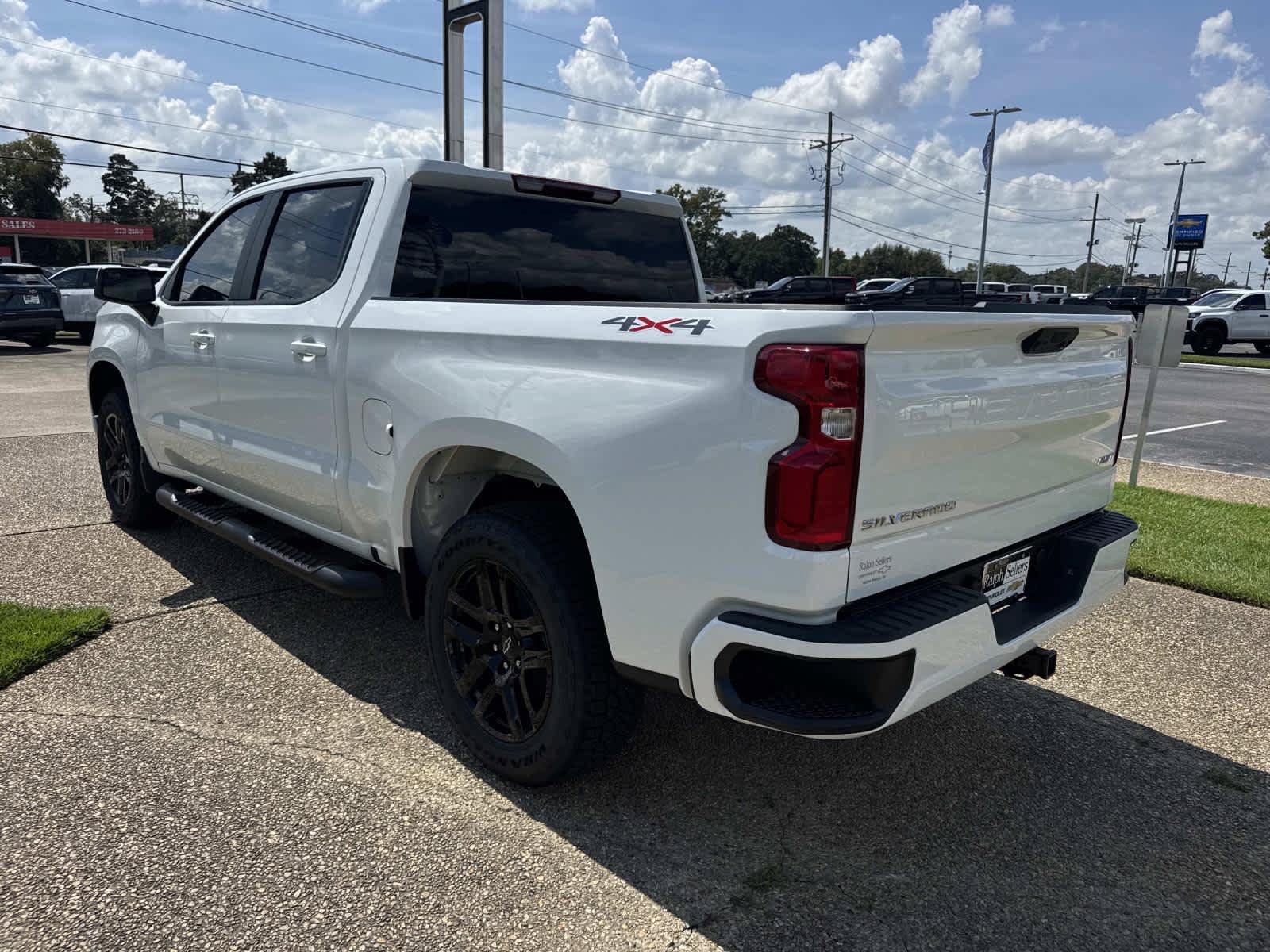 New 2026 Chevrolet Silverado 1500 RST w/ RST Select Package AWD/4WD image 4
