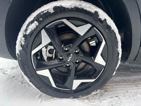 Used 2024 Kia Seltos EX image 7