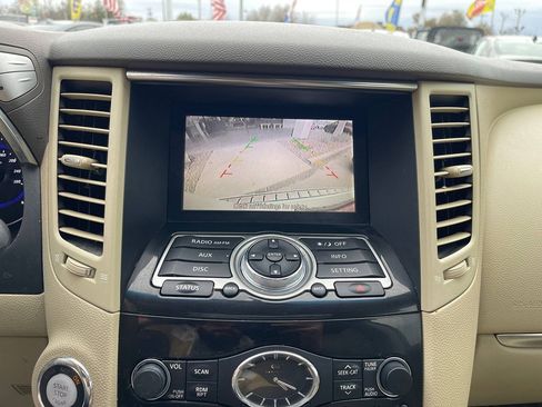 Used 2015 INFINITI QX70 AWD image 38