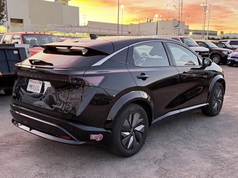 Used 2024 Nissan Ariya FWD image 8