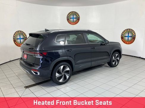 Used 2025 Volkswagen Taos SE AWD/4WD image 22