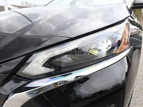 Used 2025 Nissan Altima 2.5 SV FWD image 26