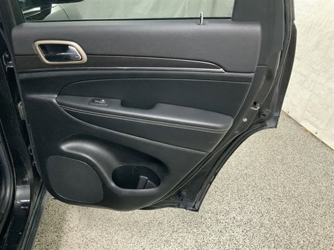 Used 2014 Jeep Grand Cherokee Limited AWD/4WD image 19