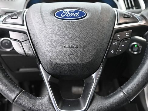 Used 2022 Ford Edge SEL AWD/4WD image 13