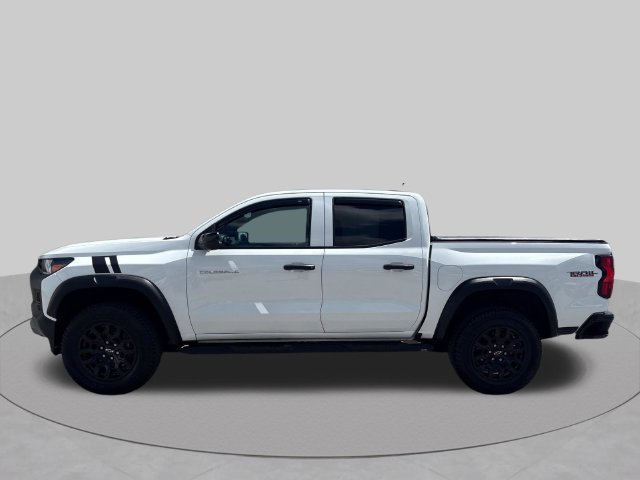 Used 2023 Chevrolet Colorado Trail Boss w/ Technology Package AWD/4WD image 2