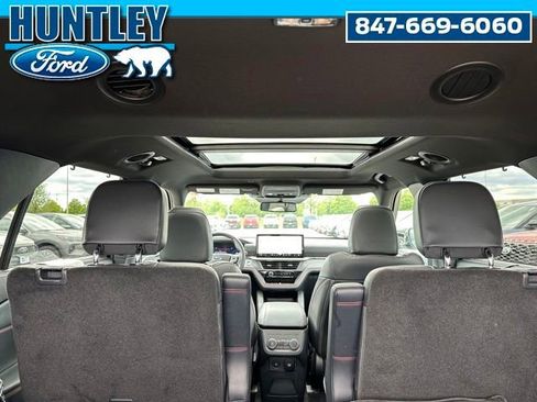 Used 2025 Ford Explorer ST-Line w/ Premium Package AWD/4WD image 14