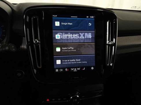 Certified 2025 Volvo XC40 B5 Plus image 24