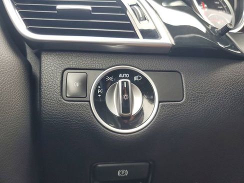 Used 2018 Mercedes-Benz GLE 350 4MATIC image 32