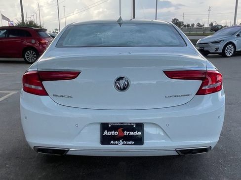 Used 2017 Buick LaCrosse Essence FWD image 8