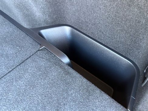 Used 2023 Nissan Ariya FWD image 44