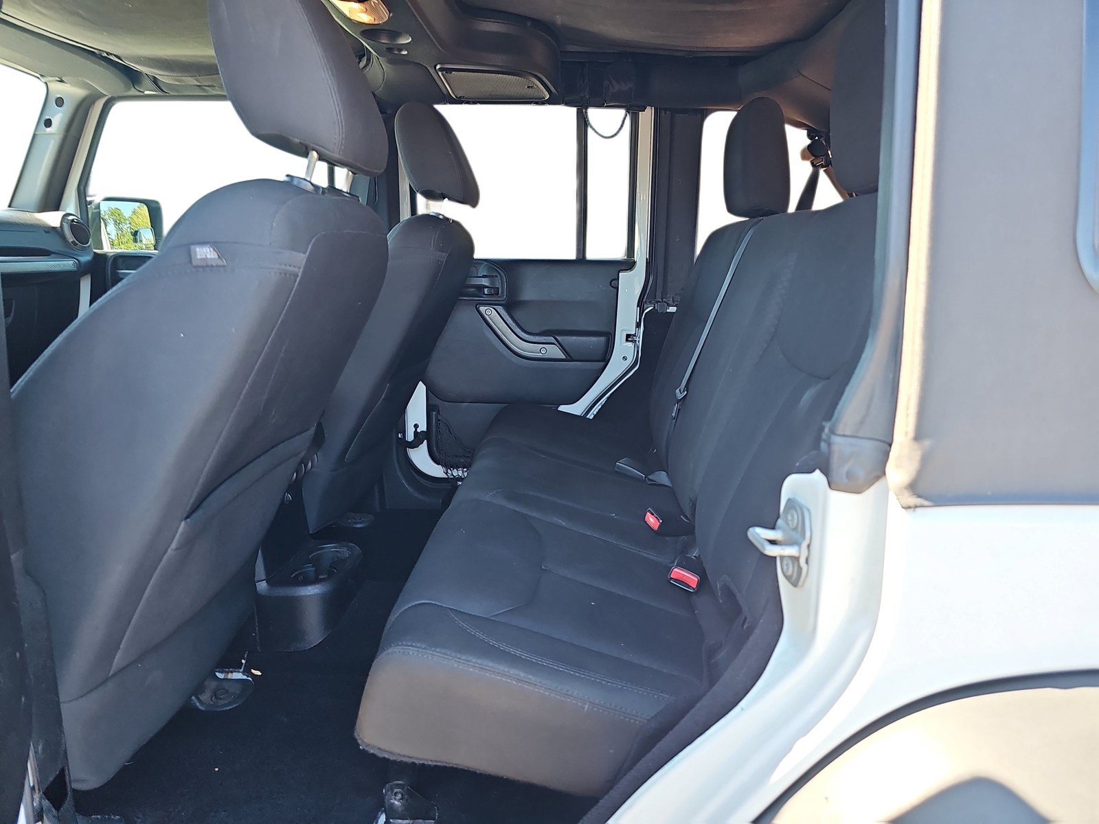 Used 2015 Jeep Wrangler Unlimited Sport AWD/4WD image 11