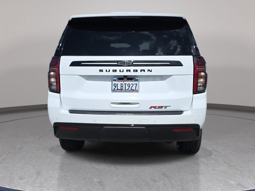 Used 2024 Chevrolet Suburban RST AWD/4WD image 7