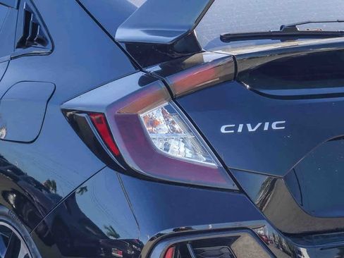 Used 2020 Honda Civic Sport Touring image 7