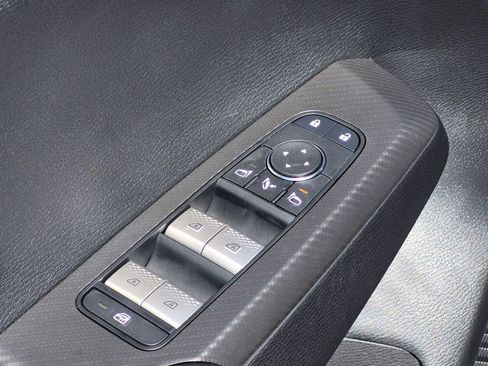 New 2025 Mitsubishi Outlander SE AWD/4WD image 15