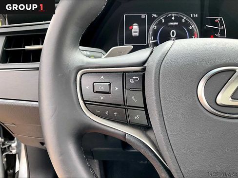 Used 2025 Lexus ES 350 w/ Premium Package FWD image 21
