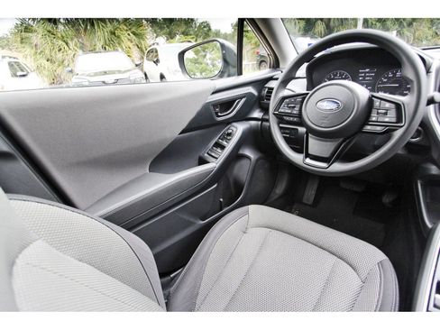 Used 2024 Subaru Crosstrek 2.0i Premium AWD/4WD image 8