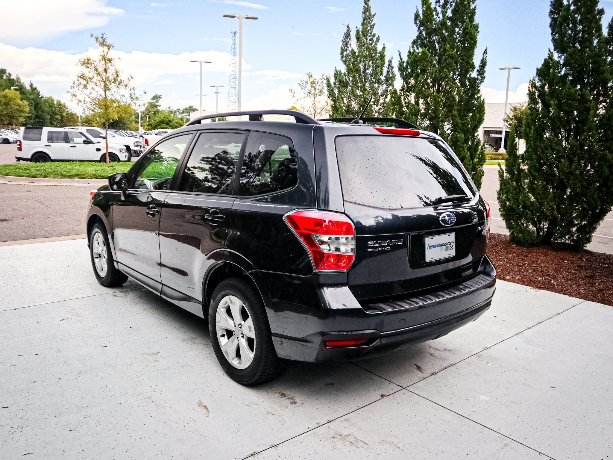 Used 2015 Subaru Forester 2.5i Premium w/ Popular Package #2 AWD/4WD image 9