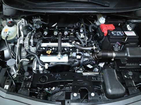 Certified 2025 Nissan Versa SV image 34