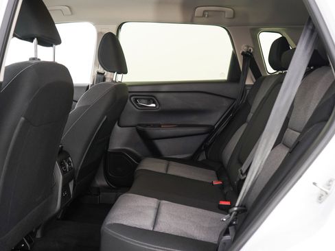 Certified 2026 Nissan Rogue SV AWD/4WD image 15
