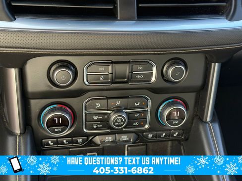 Used 2023 Chevrolet Suburban Premier image 16