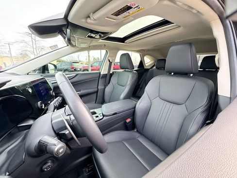 Used 2025 Lexus NX 250 FWD w/ Accessory Package (Z1) image 11