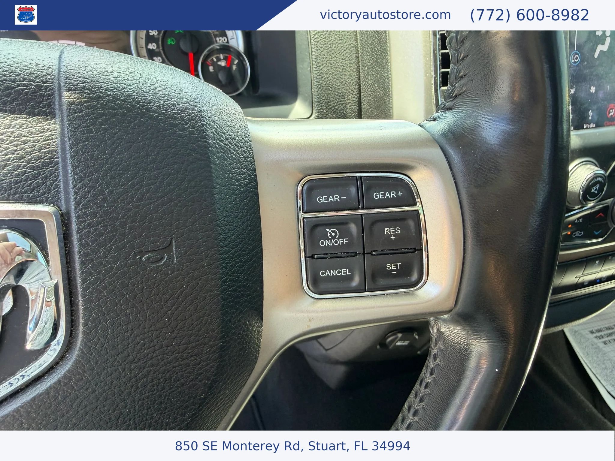 Used 2018 RAM 1500 Laramie w/ Convenience Group AWD/4WD image 32
