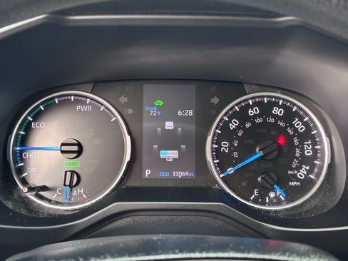 Used 2021 Toyota RAV4 LE AWD/4WD image 30