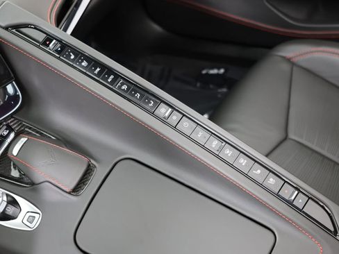 Used 2025 Chevrolet Corvette Z06 w/ Z07 Performance Package image 25