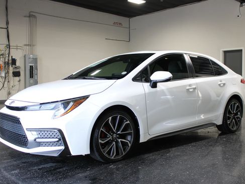 Used 2020 Toyota Corolla SE FWD image 6