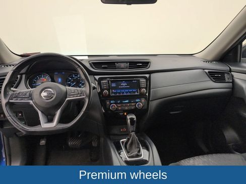 Used 2018 Nissan Rogue SV FWD image 7