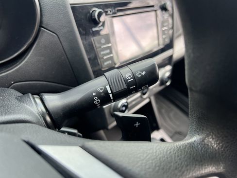 Used 2019 Subaru Outback 2.5i image 10