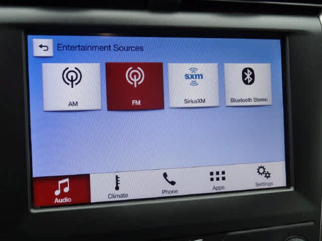Used 2019 Ford Fusion SE FWD image 18