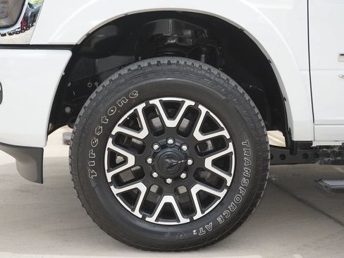 Used 2026 RAM 2500 Limited AWD/4WD image 12