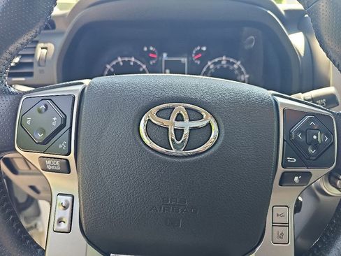 Used 2023 Toyota 4Runner SR5 Premium w/ Moonroof Package RWD image 19