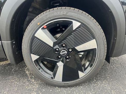 New 2026 Nissan Kicks SR w/ Cold Weather Package image 11