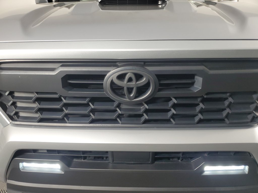 Used 2025 Toyota Tacoma TRD Sport RWD image 10